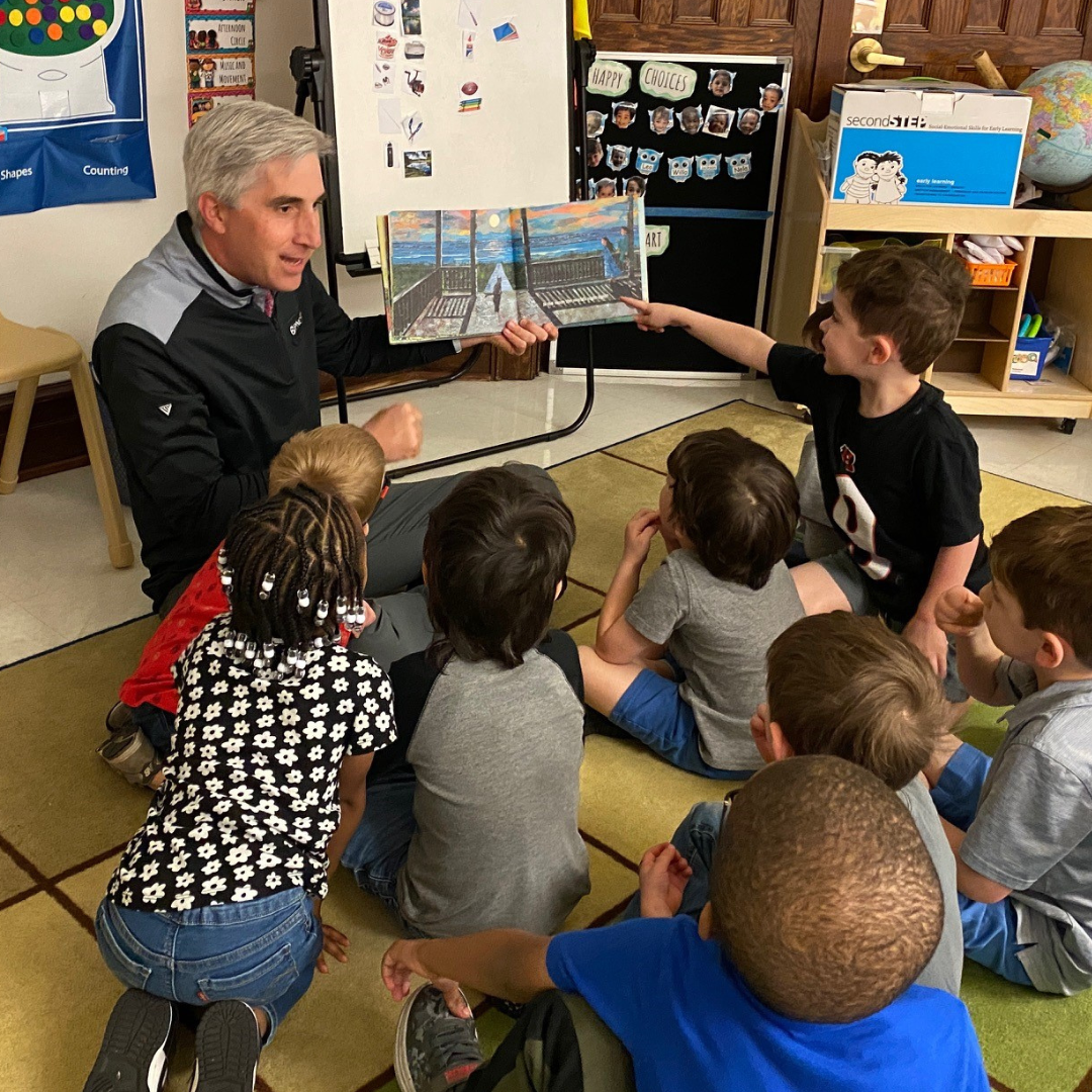 Jim Hansen, PNC reads Wonder Walkers to Learning Together students